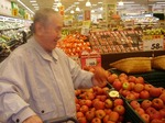 年末年始の準備　ケアハウスのお買い物ツアー